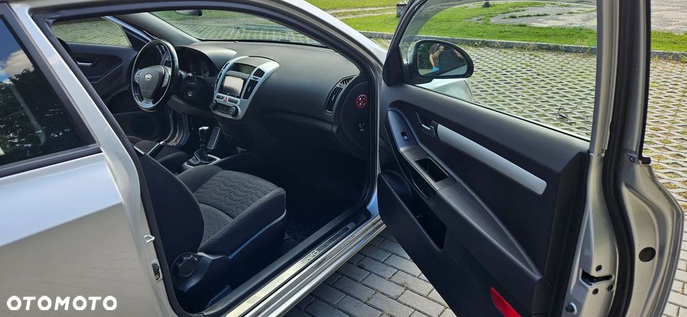 Kia ProCeed 1.6 CVVT EX - 16