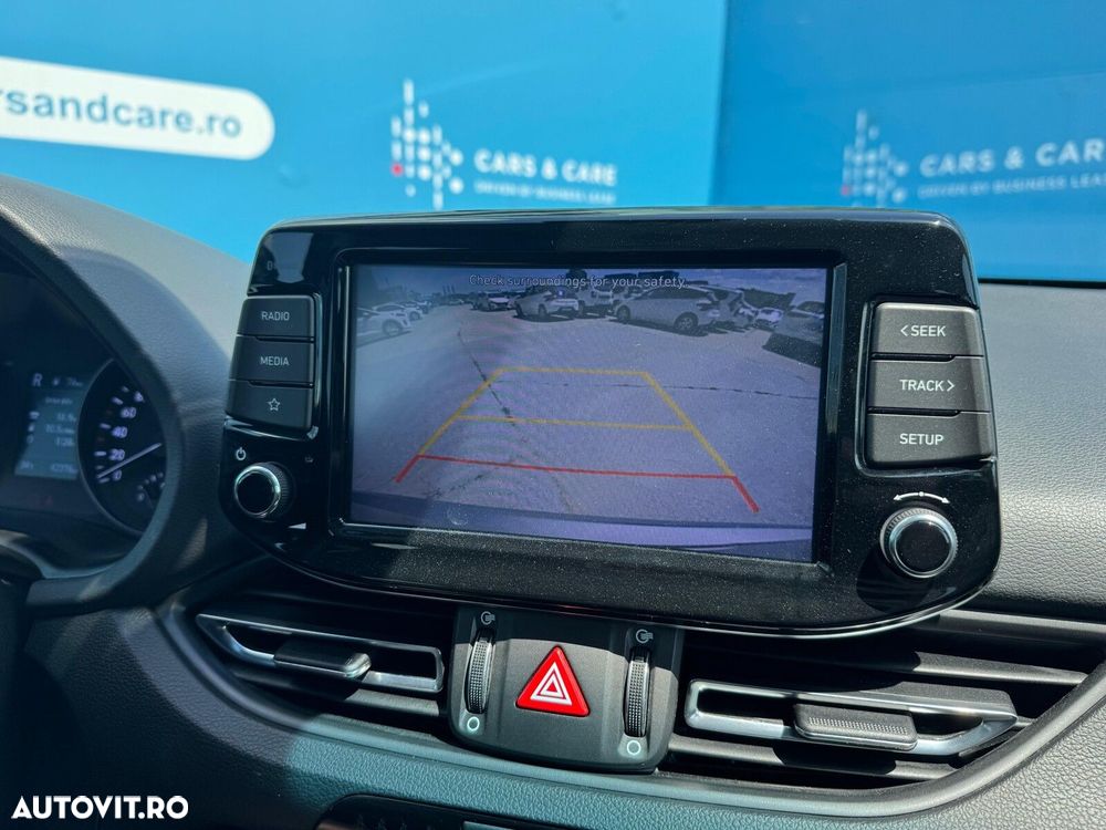 Hyundai i30 1.5 110CP M/T Highway - 12