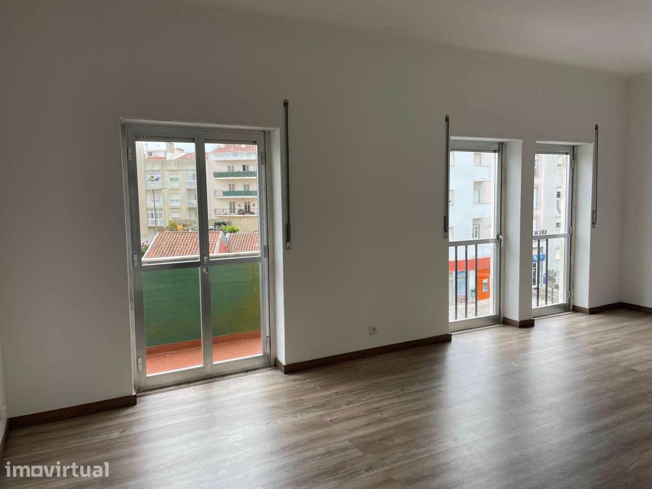 Apartamento T3 p/ Arrendar em Mafra - Grande imagem: 3/35