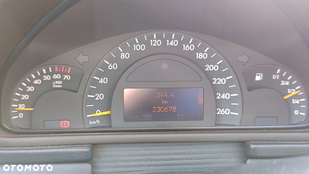 Mercedes-Benz Klasa C 320 T Elegance - 9