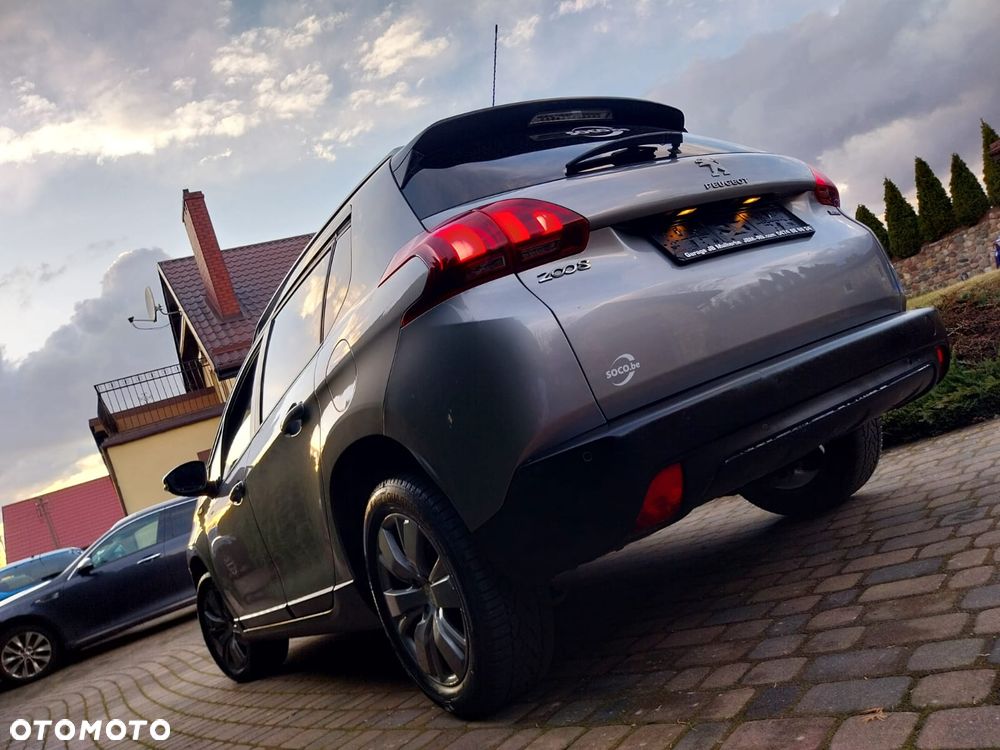 Peugeot 2008 - 14