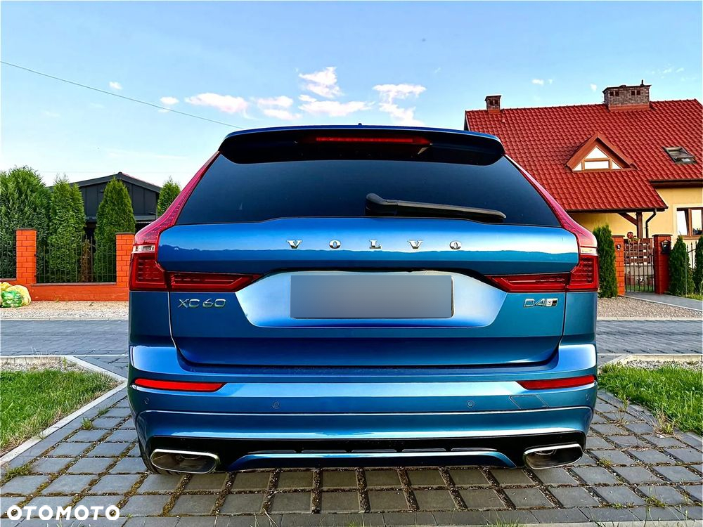 Volvo XC 60 D4 AWD R-Design - 5