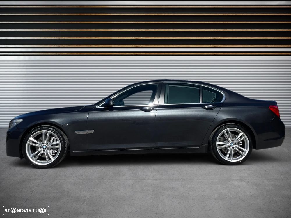 BMW 740 d Pack M - 41