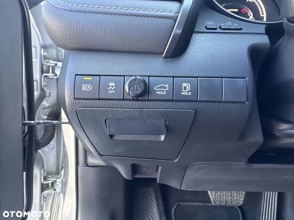 Toyota Camry 2.5 Hybrid Prestige CVT - 21