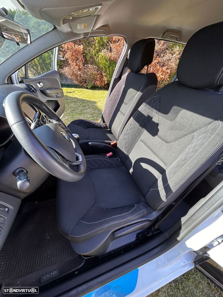 Renault Clio 0.9 TCe Limited - 13