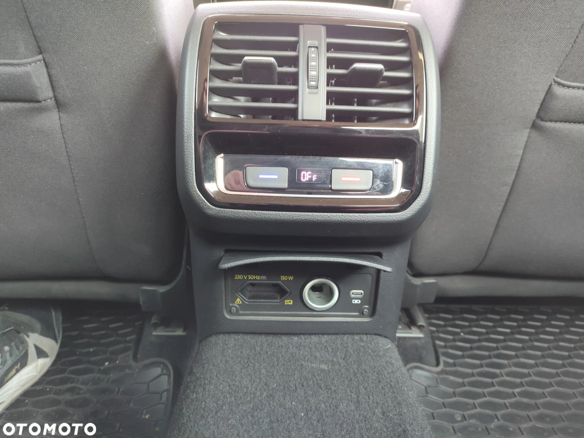Volkswagen Passat 2.0 TSI Business DSG - 18