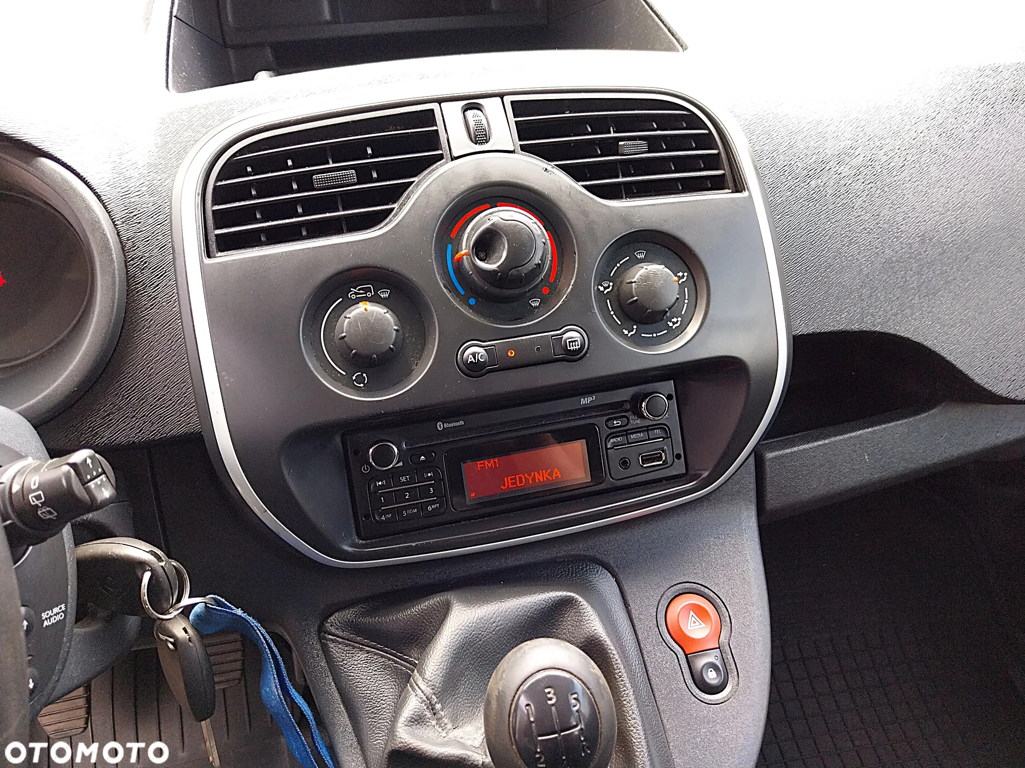 Renault KANGOO - 19