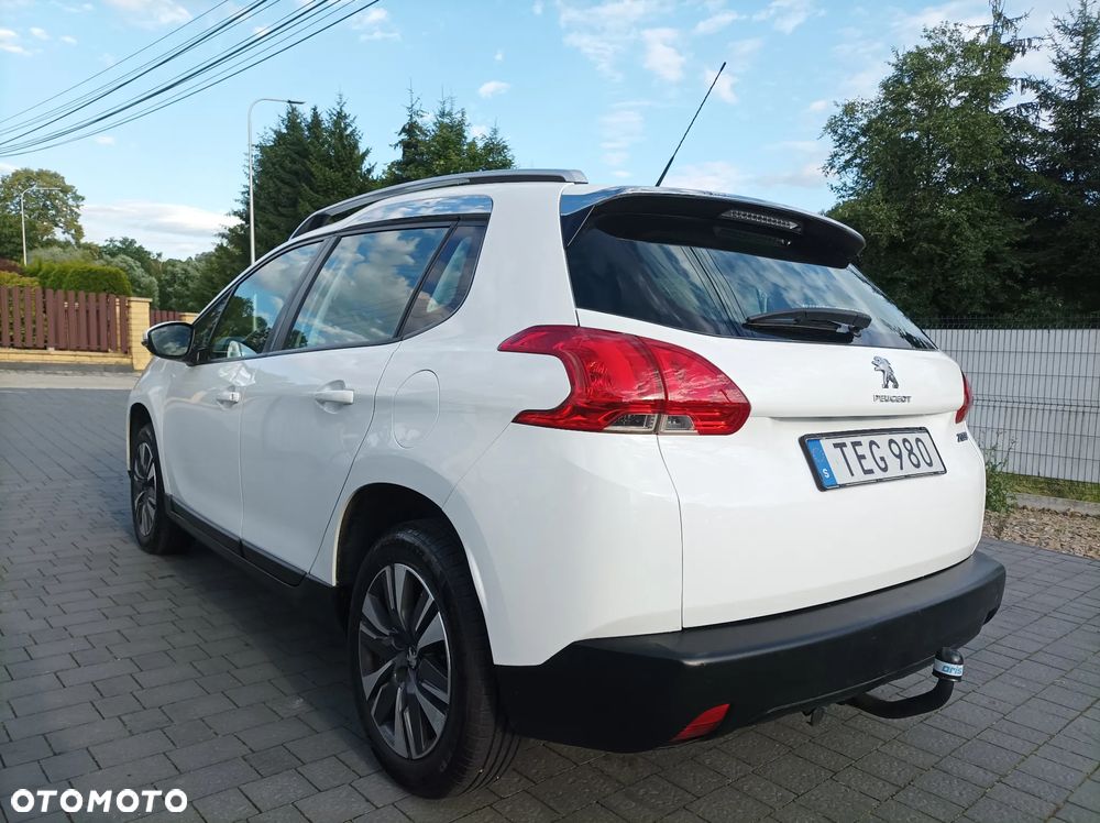 Peugeot 2008 PureTech 82 Urban Move - 11
