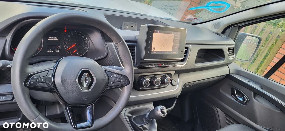 Renault Trafic - 9
