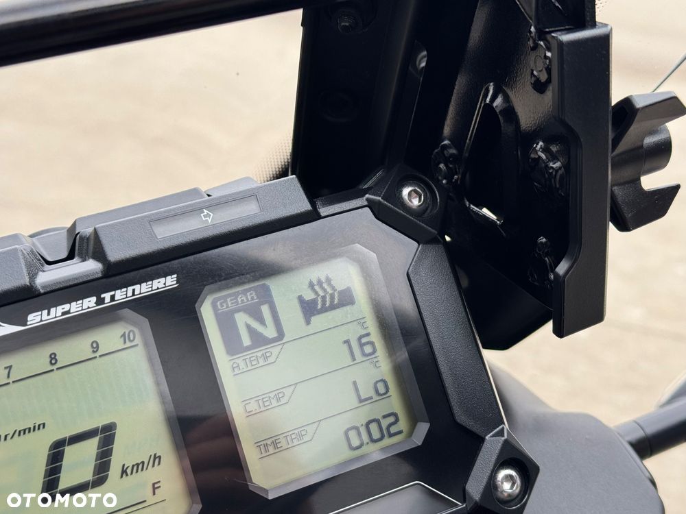 Yamaha Super Tenere - 11