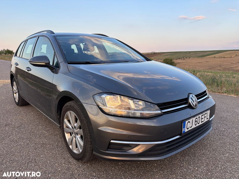 Volkswagen Golf 1.6 TDI SCR Comfortline - 2