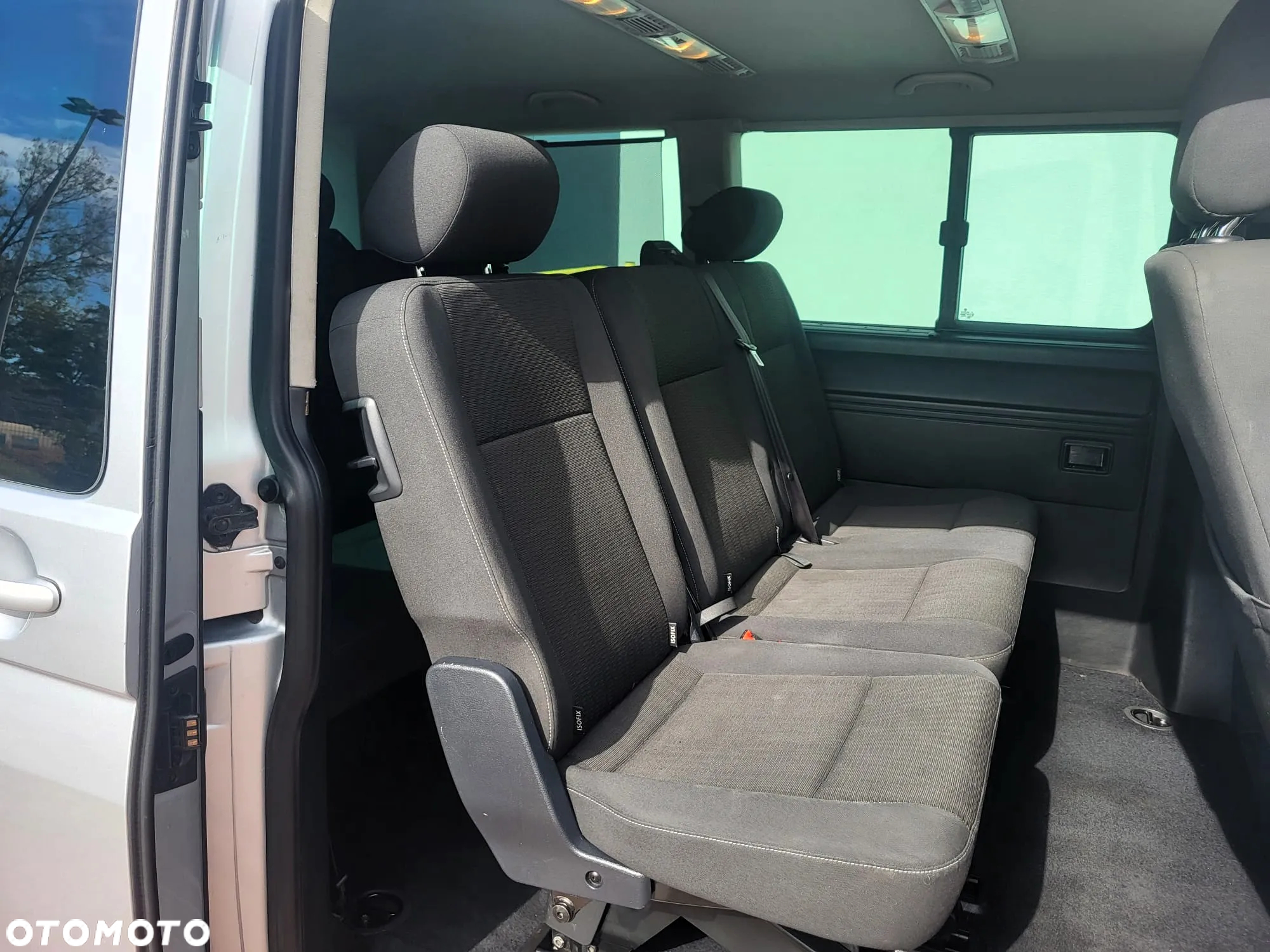Volkswagen Caravelle 2.0 TDI L1 Comfortline DSG - 12