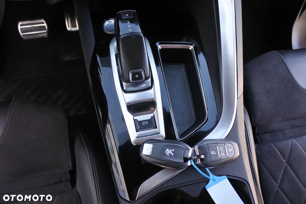 Peugeot 5008 2.0 BlueHDI GT S&S EAT8 - 20