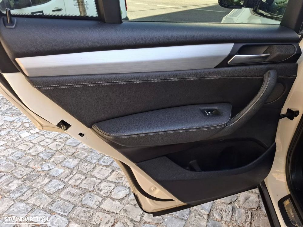 BMW X4 20 d xDrive XLine Auto - 15