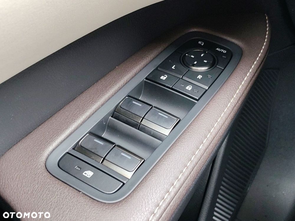 Lexus RX 350h Prestige - 25