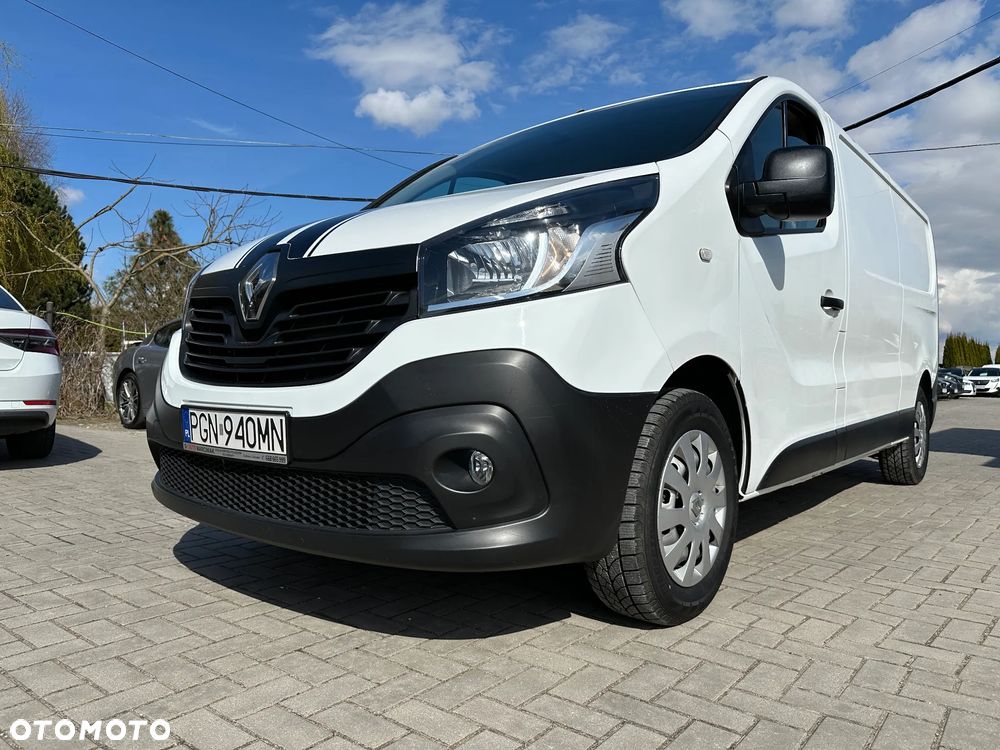 Renault Trafic - 25