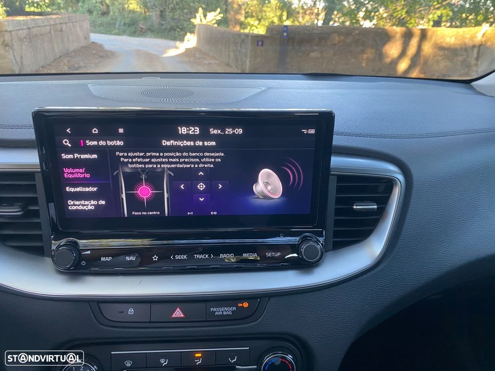 Kia XCeed 1.0 T-GDi Dynamic - 31