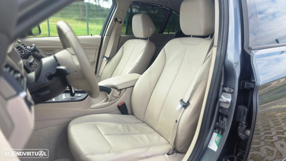 BMW 320 d Auto Line Luxury - 16