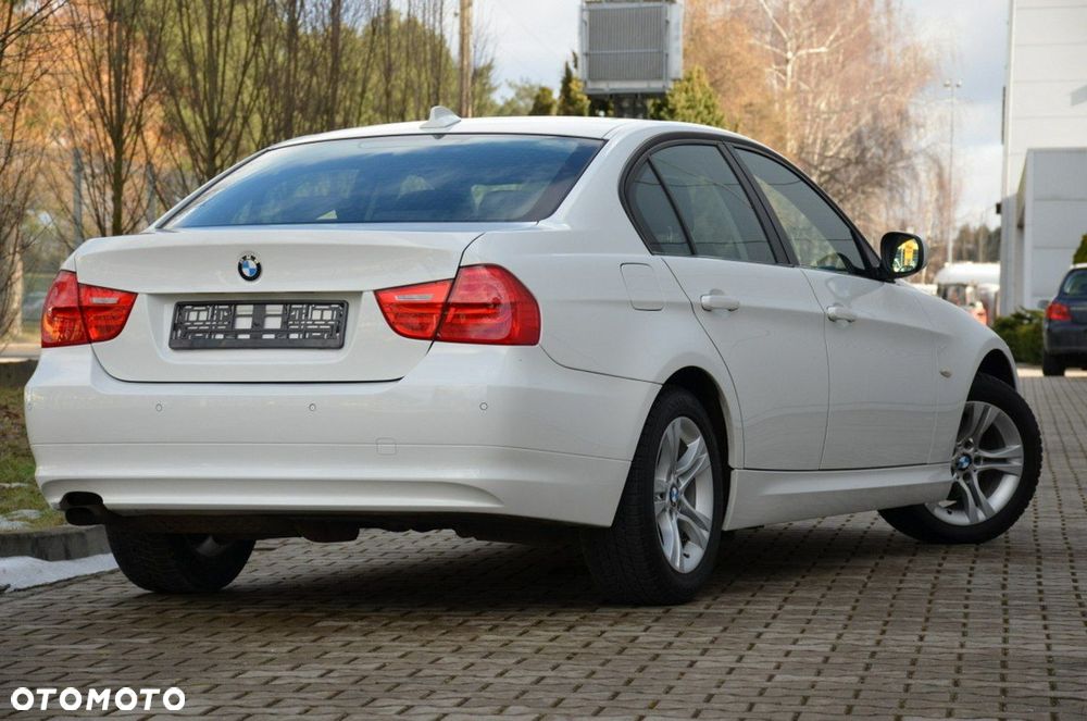 BMW Seria 3 - 11