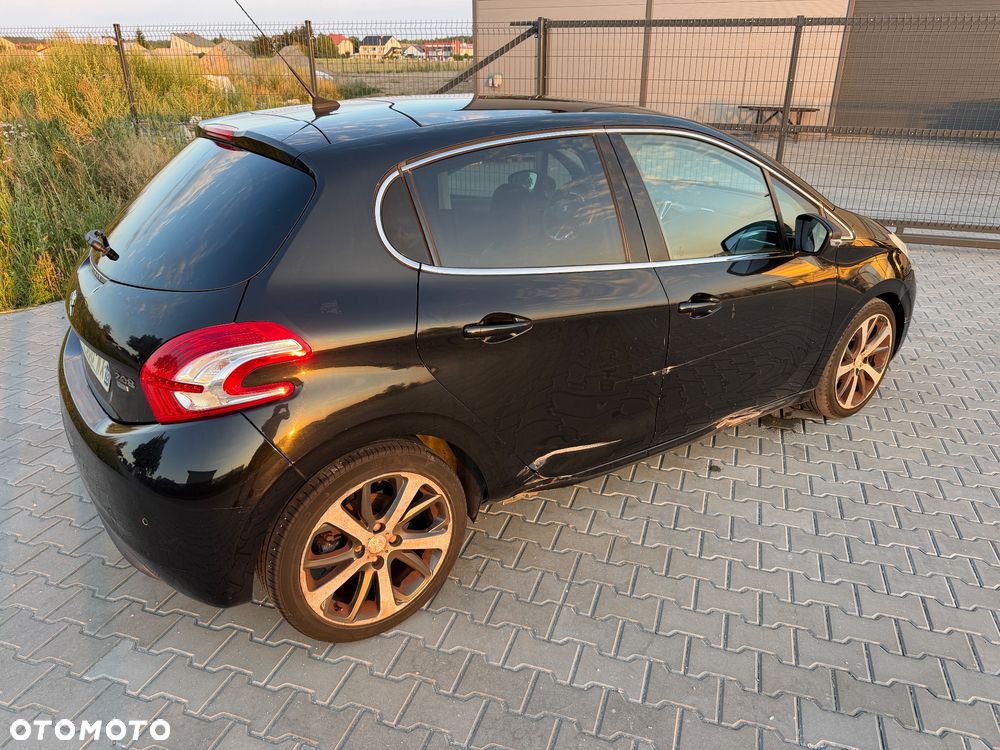 Peugeot 208 e-HDi FAP 92 Stop&Start Allure - 2