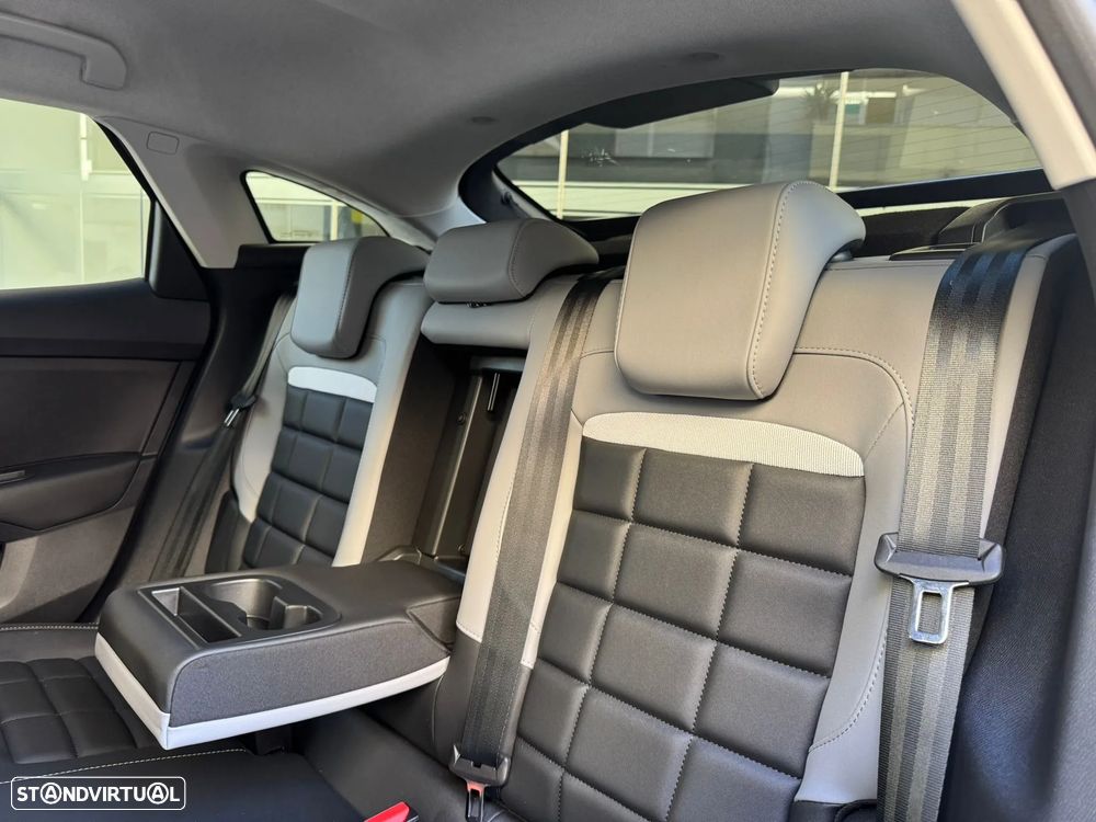 Citroën C4 1.2 PureTech Max EAT8 - 6