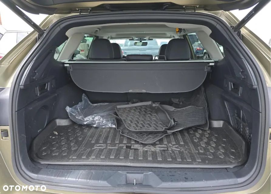Subaru Outback - 12
