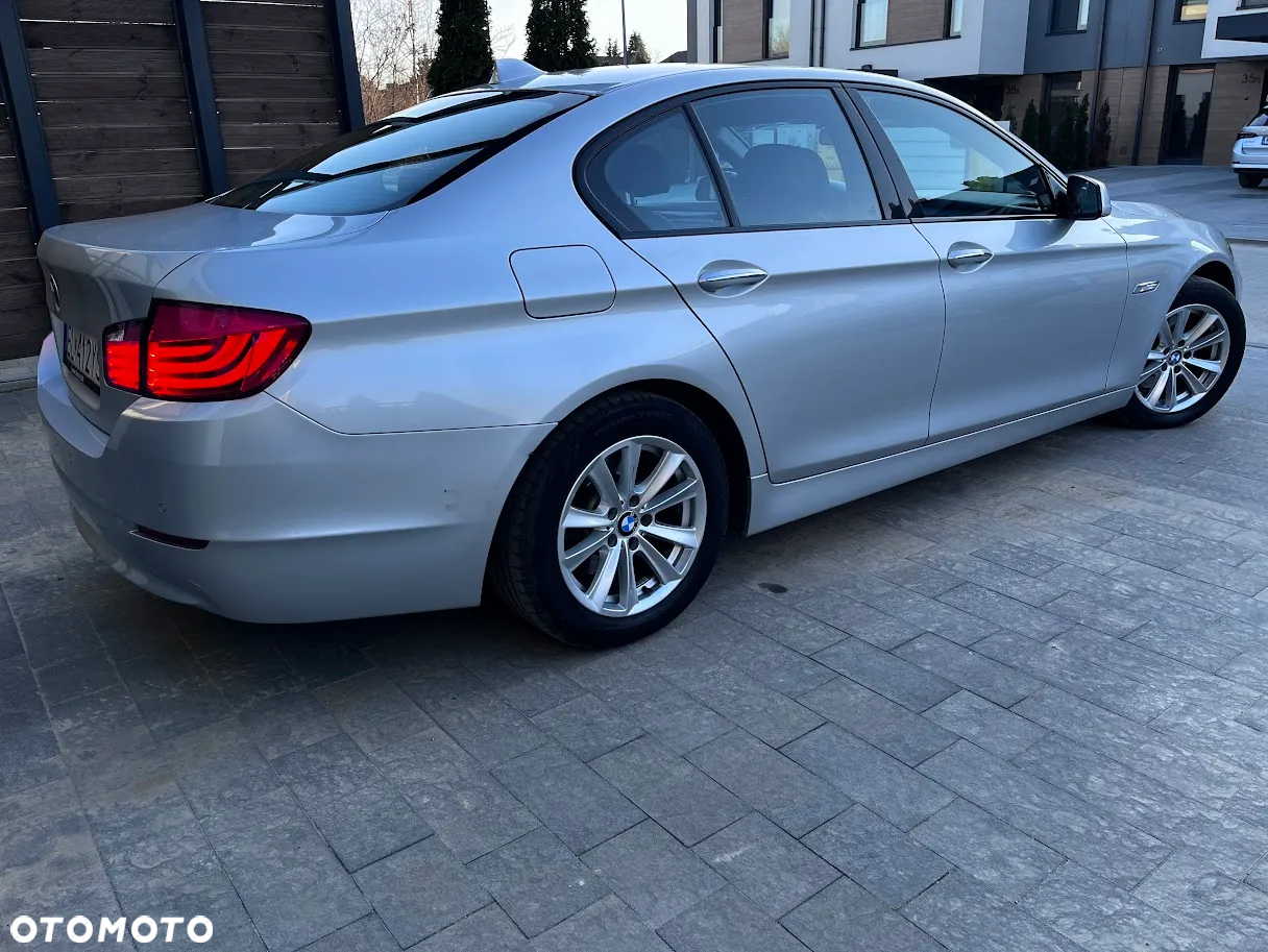 BMW Seria 5 520d - 7