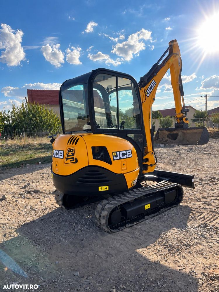 JCB 8026 - 2