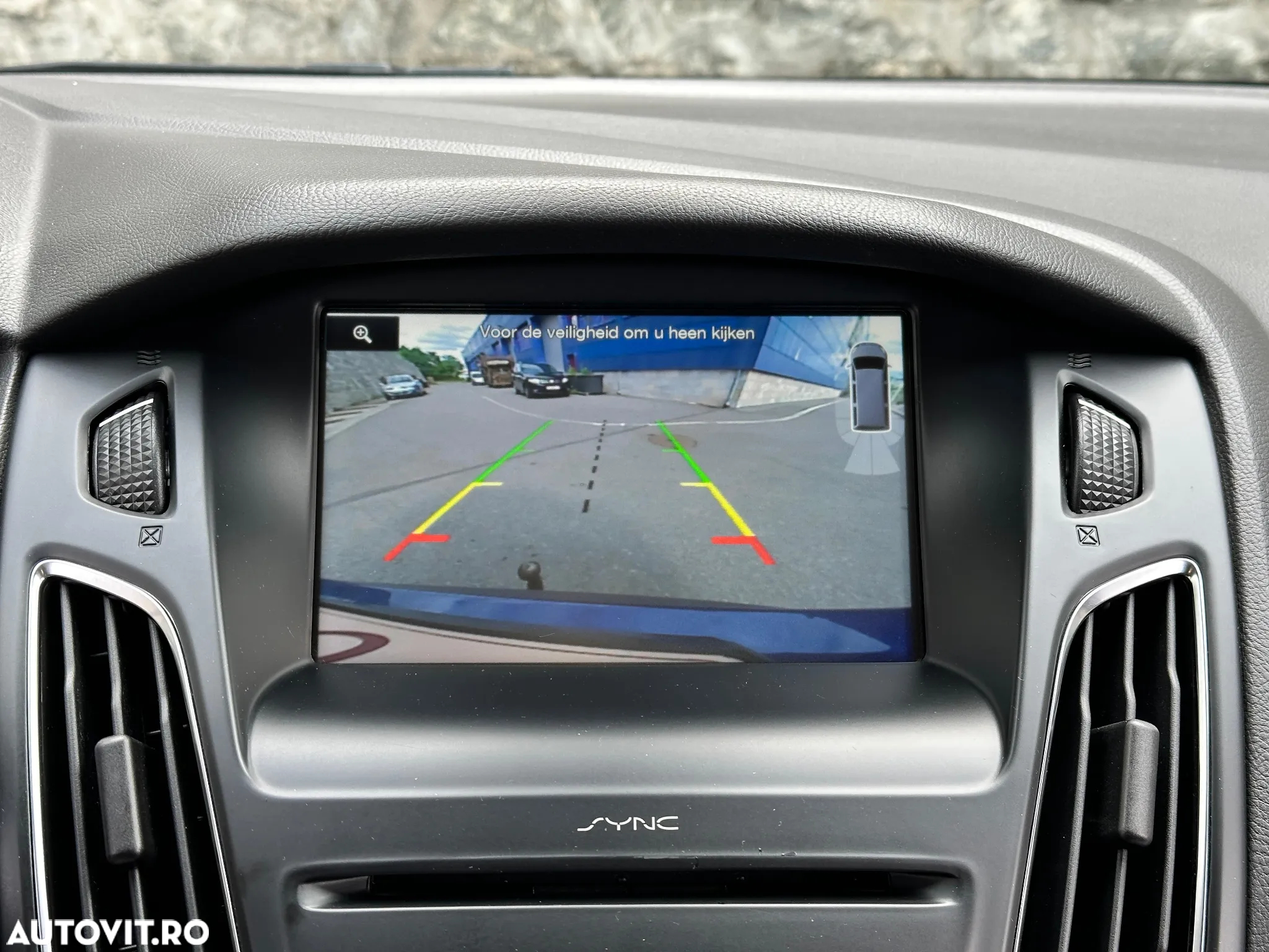 Ford Focus 1.5 EcoBlue Start-Stopp-System TITANIUM - 28