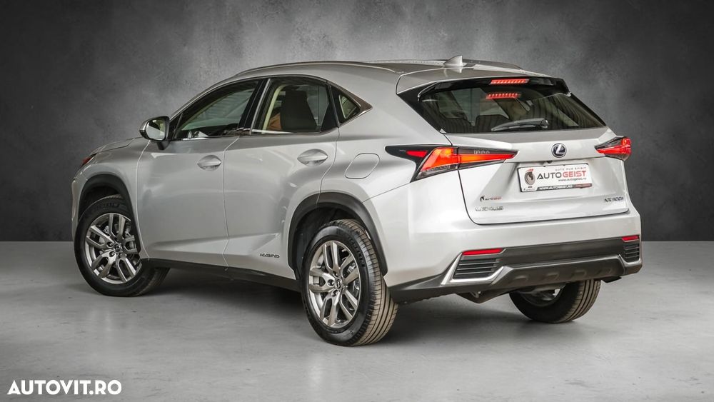 Lexus Seria NX 300h - 9