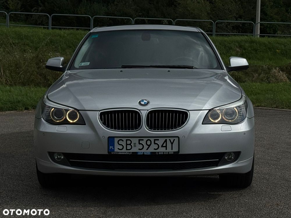 BMW Seria 5 525d xDrive - 5