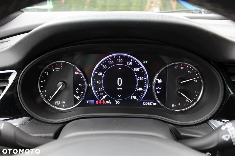 Opel Insignia - 12