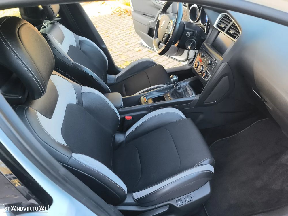 Citroën DS4 1.6 HDi So Chic - 57