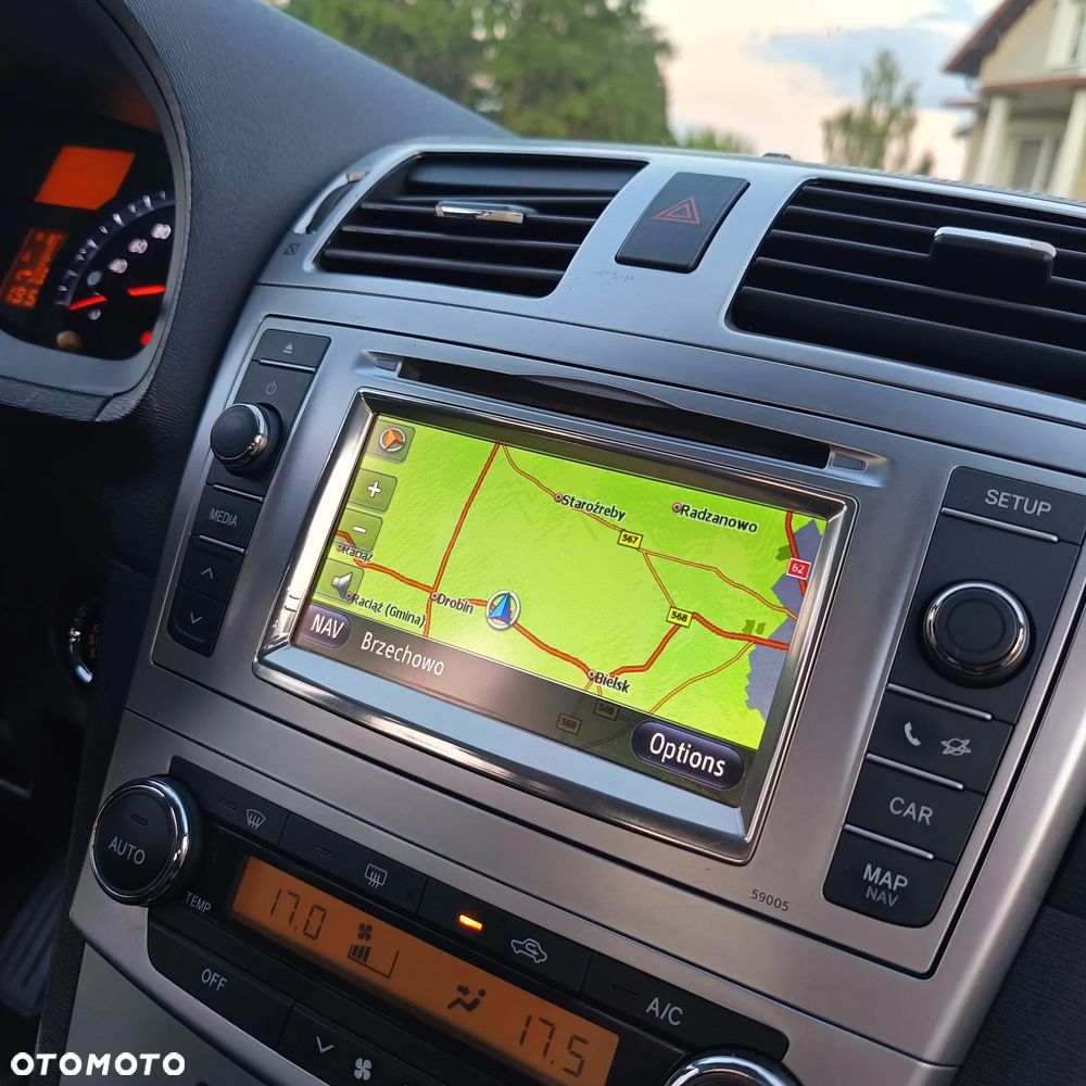 Toyota Avensis 2.0 D-4D Comfort - 23