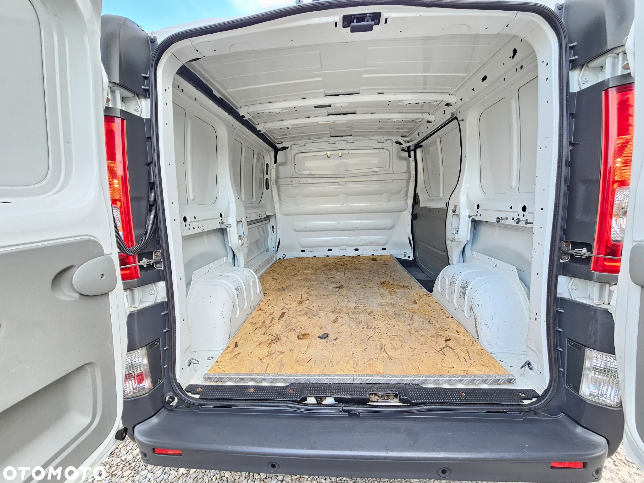 Renault TRAFIC LIFT JAK NOWY - 6