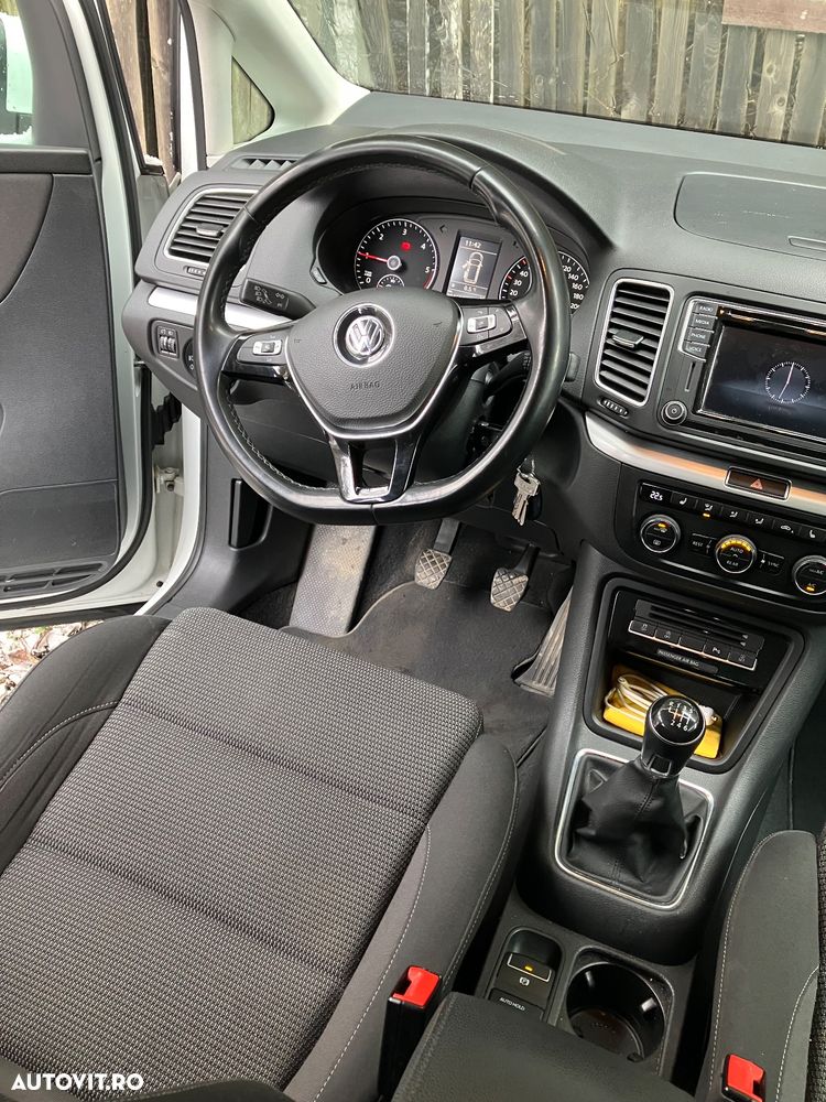 Volkswagen Sharan 2.0 TDI (BlueMotion Technology) Comfortline - 4