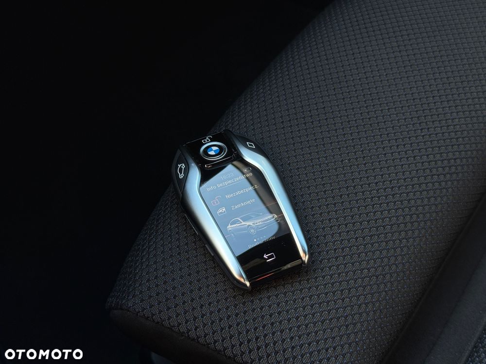 BMW Seria 5 530i xDrive M Sport sport - 39