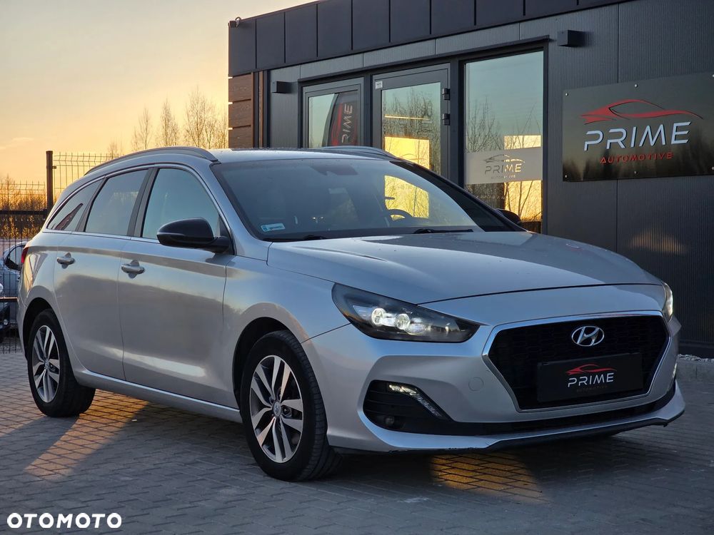 Hyundai i30 1.6 D Comfort - 6