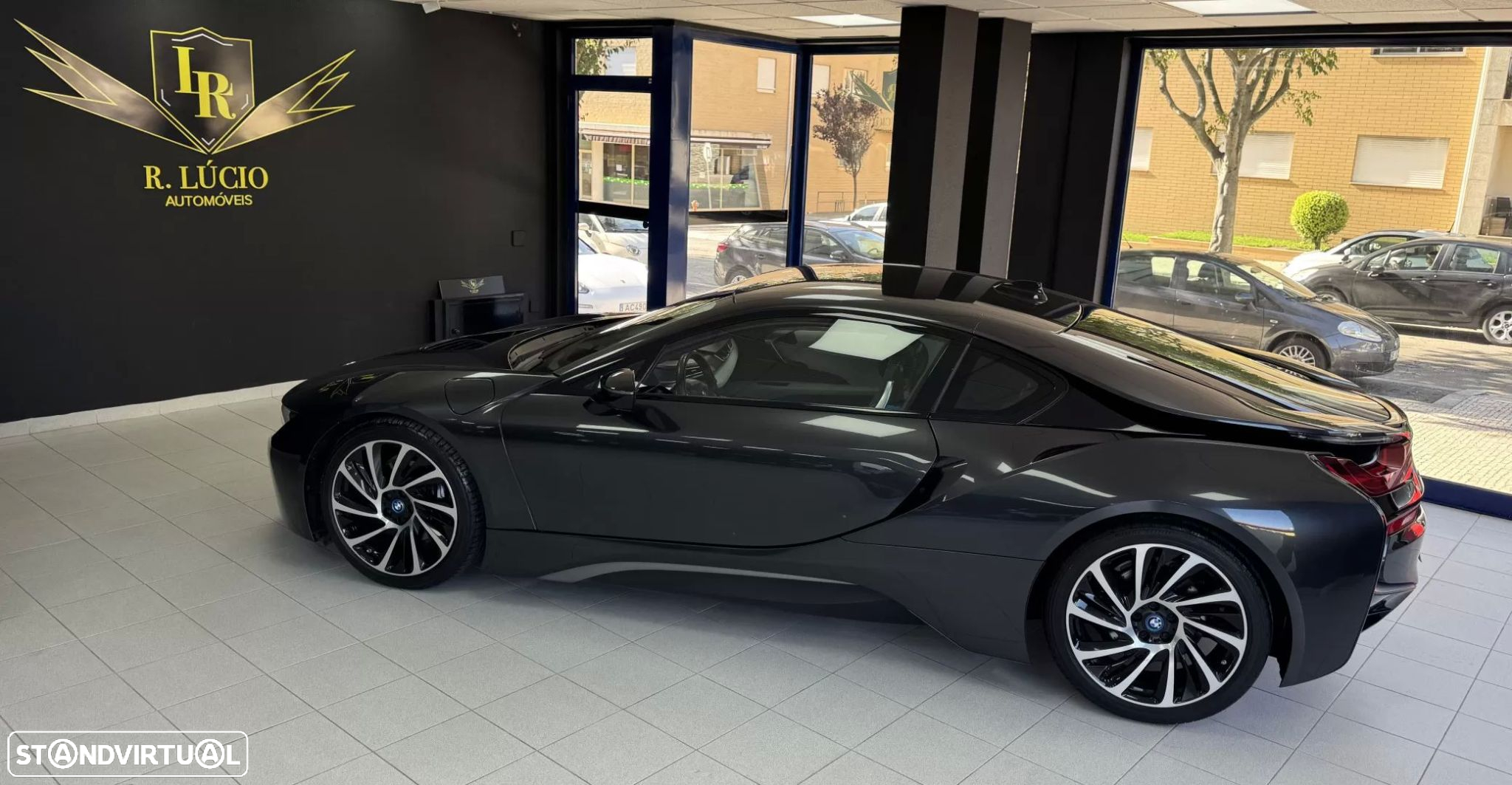 BMW i8 Standard - 26