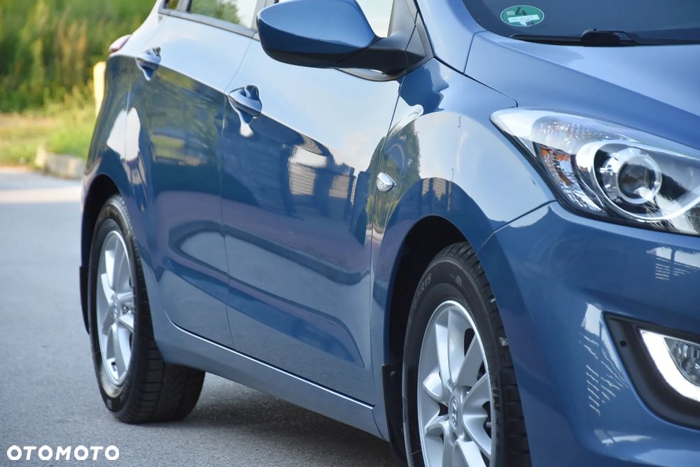 Hyundai i30 blue 1.4 Classic Navigation - 18