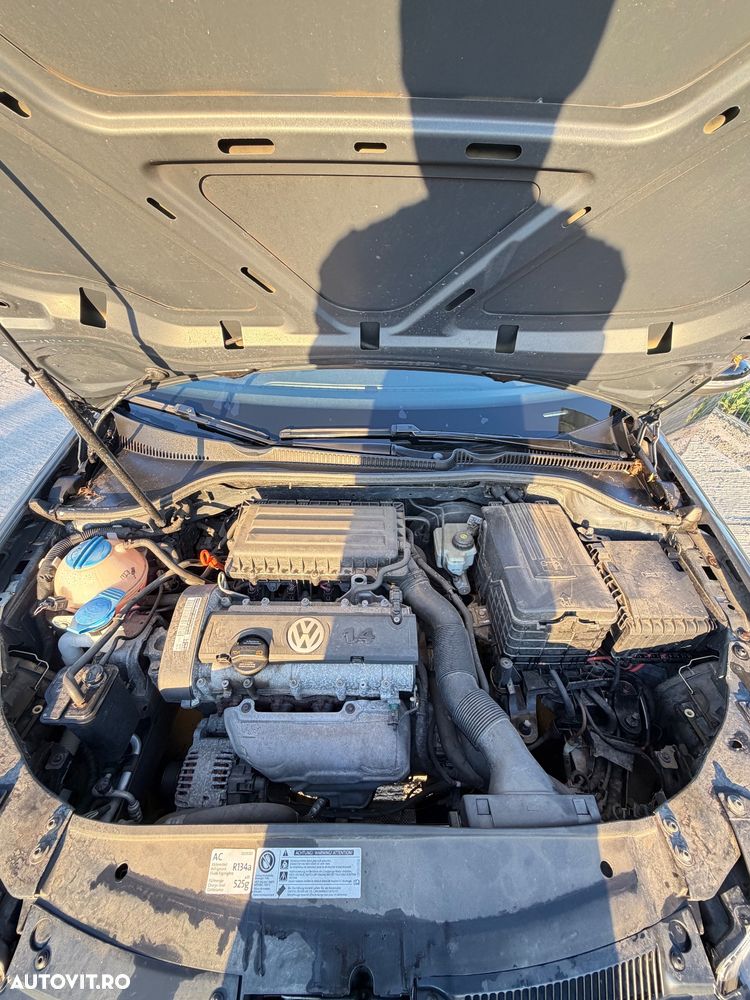 Volkswagen Golf 1.4 MATCH - 9