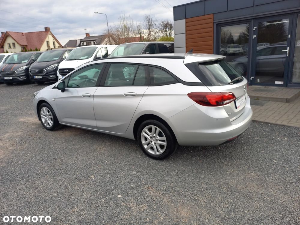 Opel Astra 1.6 CDTI Dynamic S&S - 4