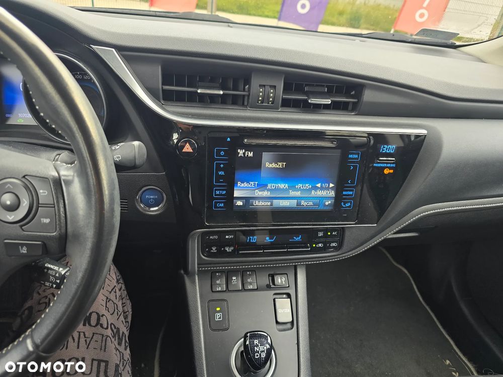 Toyota Auris Hybrid 135 Premium - 18