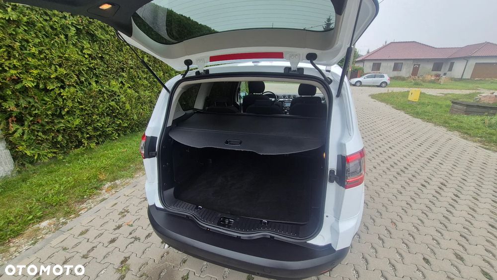 Ford S-Max - 21