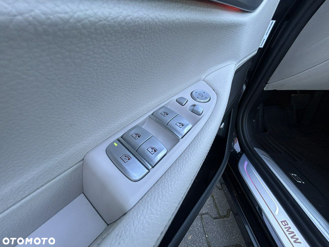 BMW Seria 7 - 22