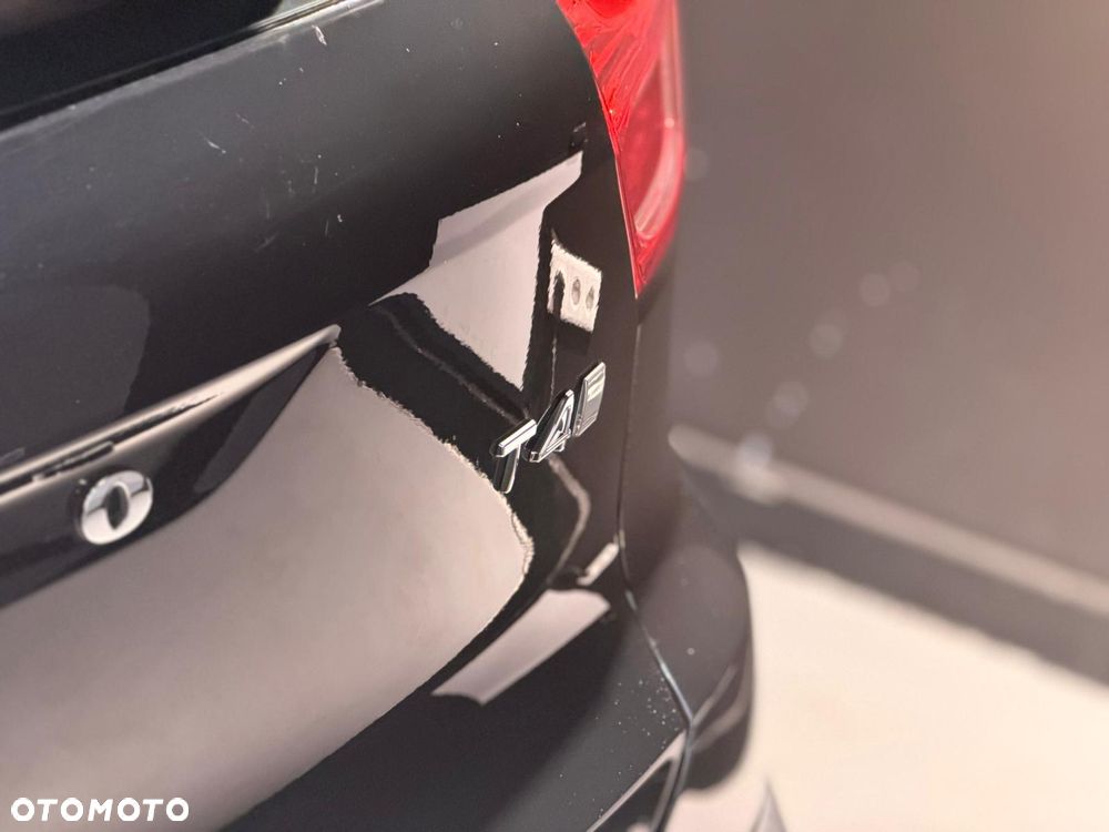 Volvo XC 40 T4 AWD Geartronic Momentum - 8