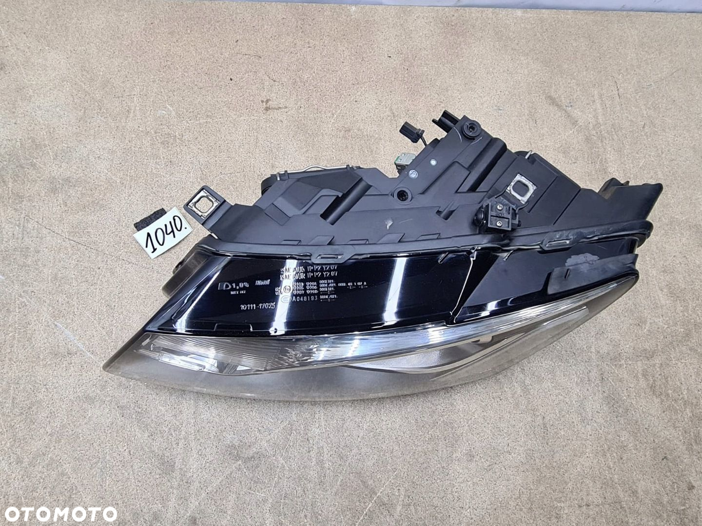 AUDI Q5 I 08- LAMPA LEWA PRZÓD PRZEDNIA XENON LED - 6
