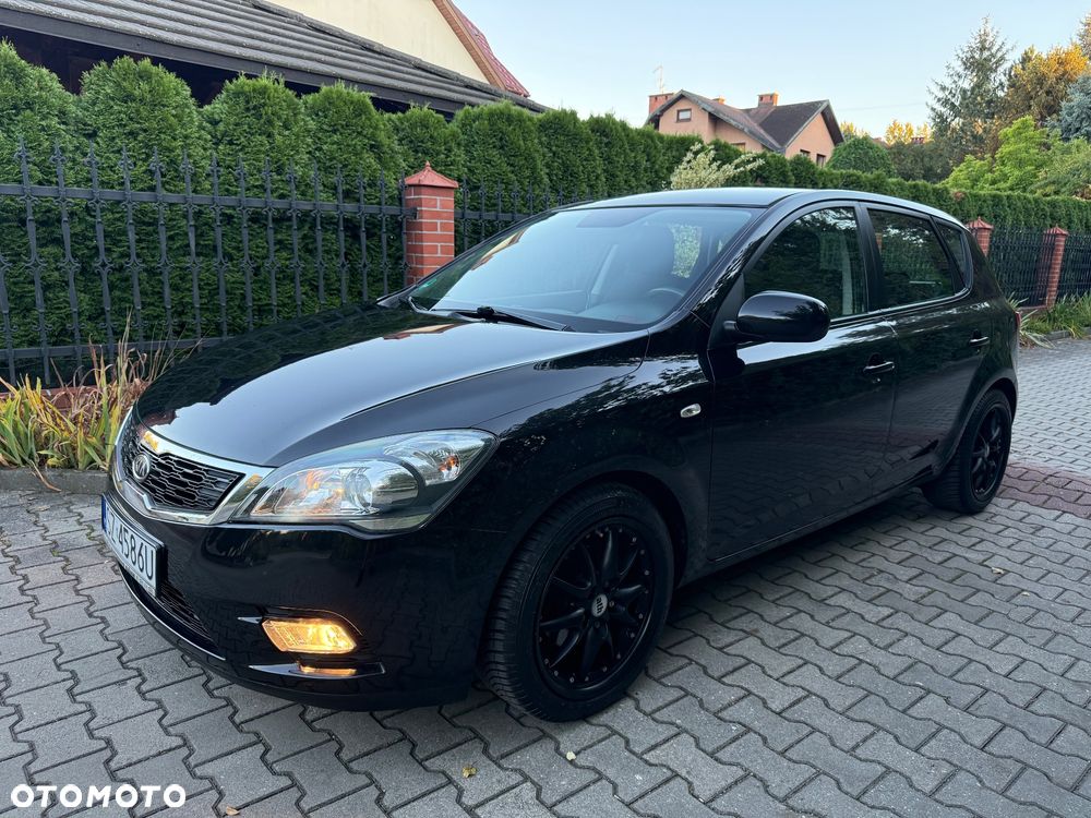 Kia Ceed 1.6 CVVT ISG Vision - 11