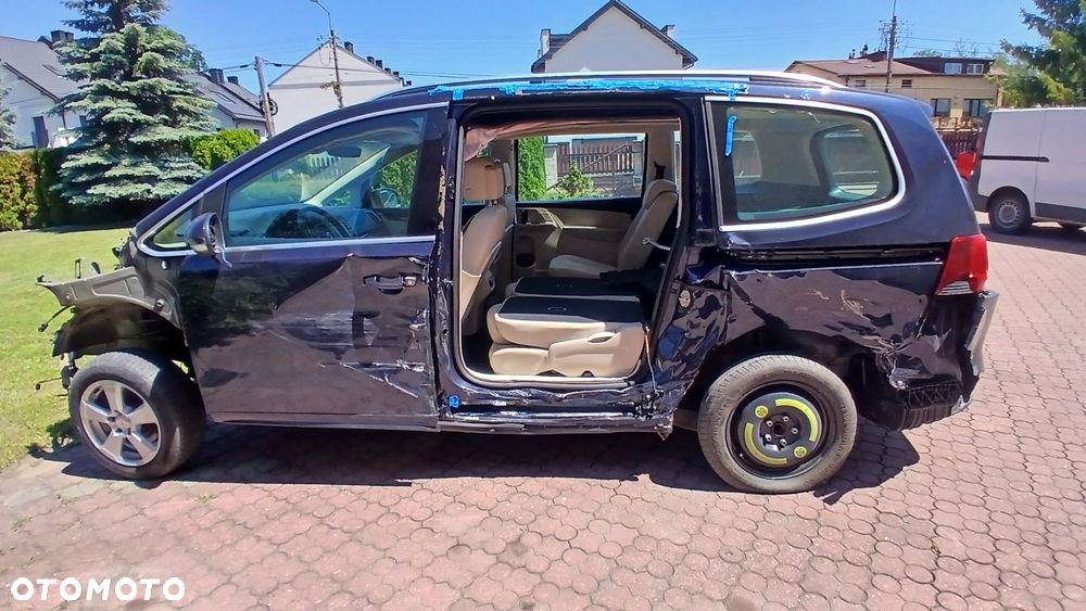 Volkswagen Sharan 2.0 TDI 4Motion BlueMotion Technology Comfortline - 4
