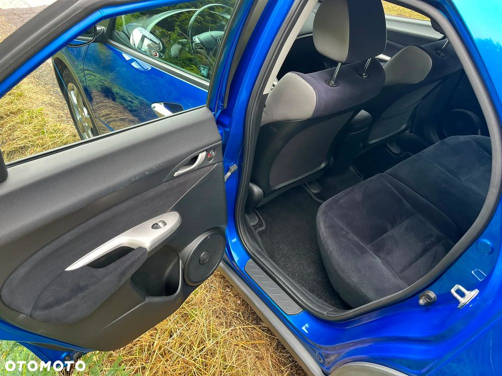 Honda Civic 1.4 Comfort - 12
